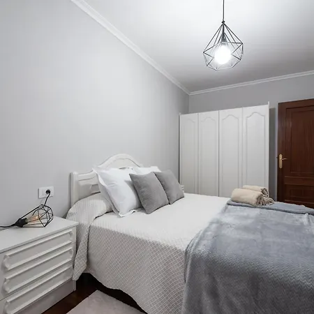 Acogedor Centrico Монфорте-де-Лемос